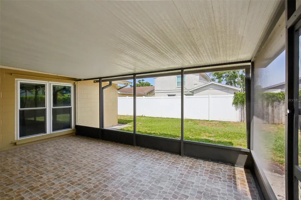 4828 Grove Point Drive Tampa FL 33624