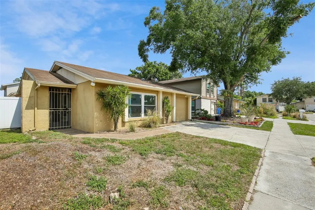 4828 Grove Point Drive Tampa FL 33624