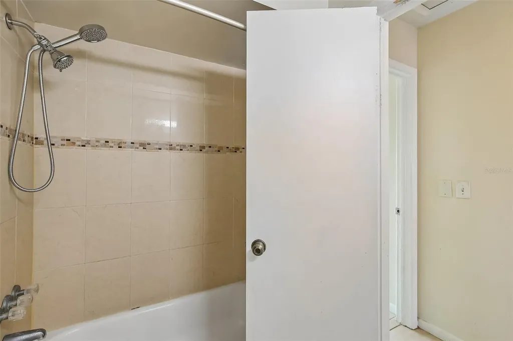 4828 Grove Point Drive Tampa FL 33624