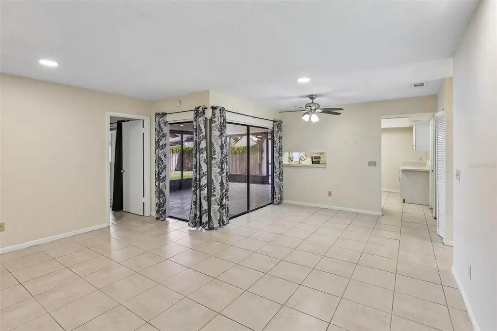 4828 Grove Point Drive Tampa FL 33624