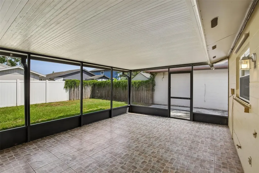 4828 Grove Point Drive Tampa FL 33624