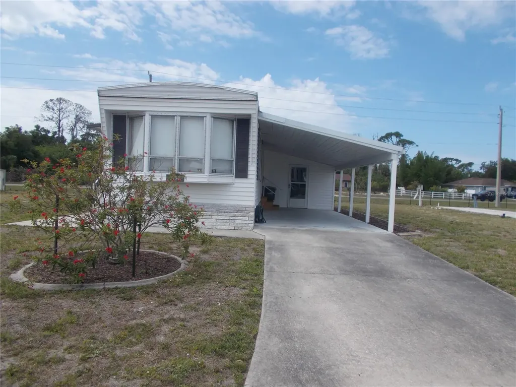 5154 Palena Boulevard North Port FL 34287