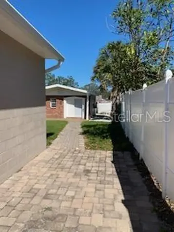 2127 W Perio Street Tampa FL 33612