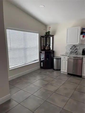 2127 W Perio Street Tampa FL 33612