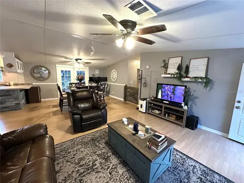 1434 Lake Shore Drive Casselberry FL 32707