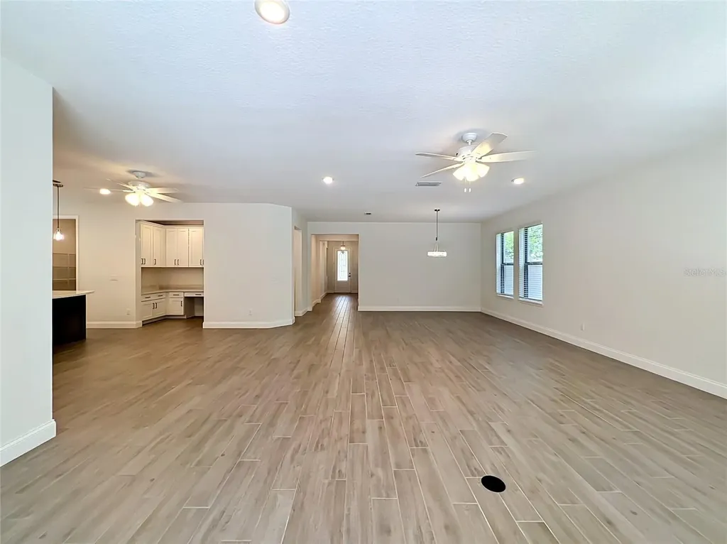 8409 Vivaro Isle Way Windermere FL 34786