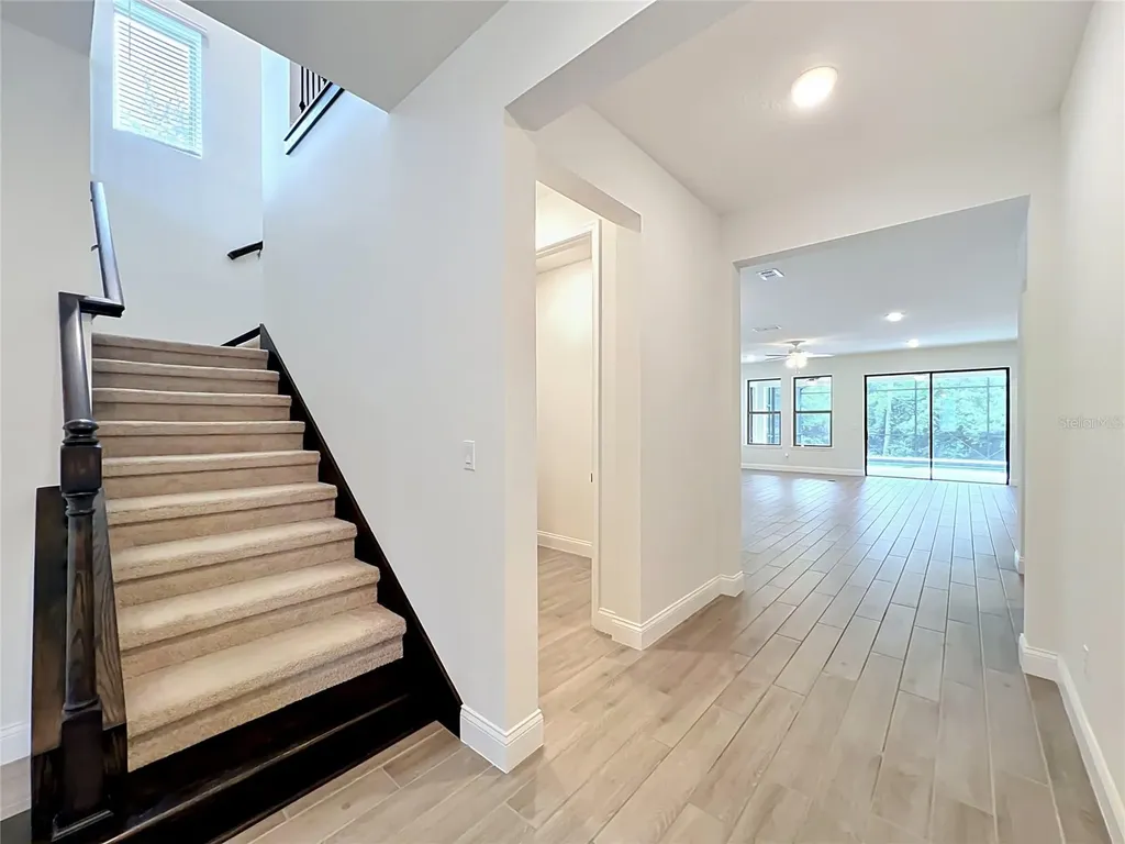 8409 Vivaro Isle Way Windermere FL 34786
