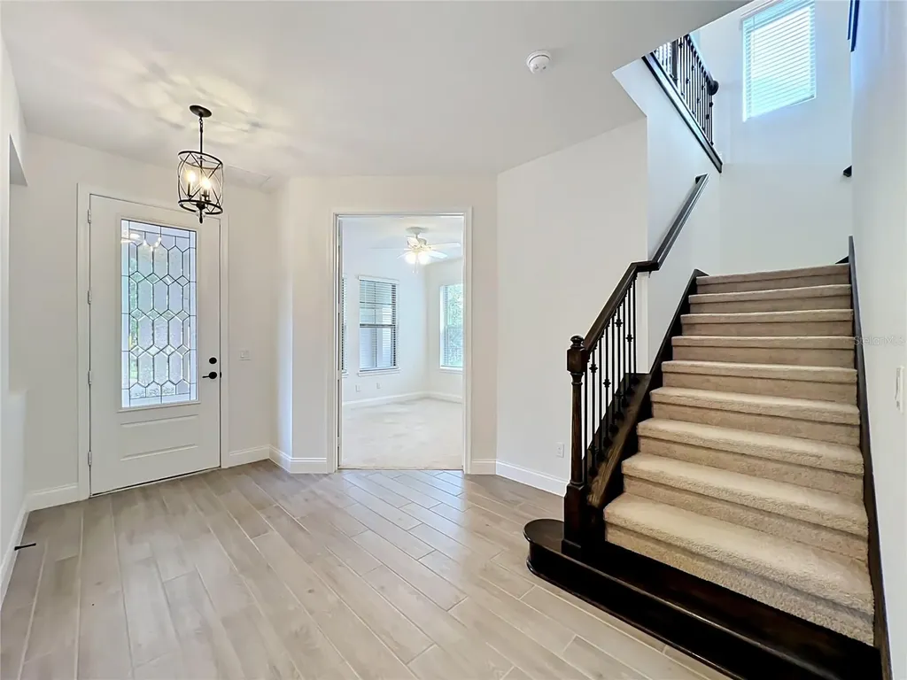 8409 Vivaro Isle Way Windermere FL 34786