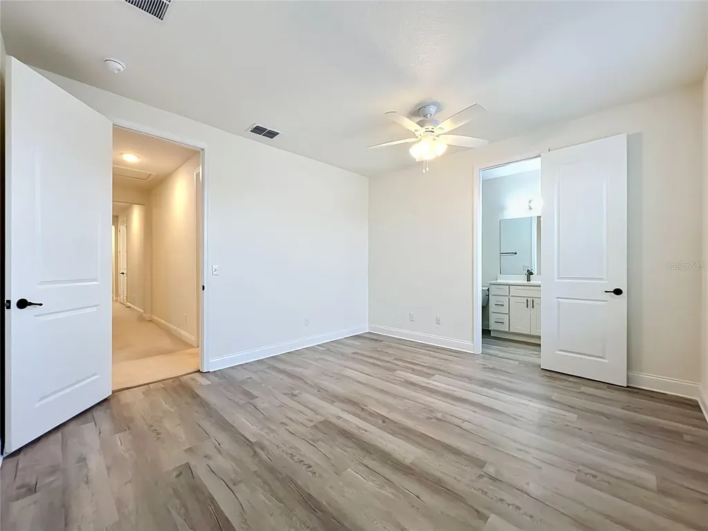 8409 Vivaro Isle Way Windermere FL 34786