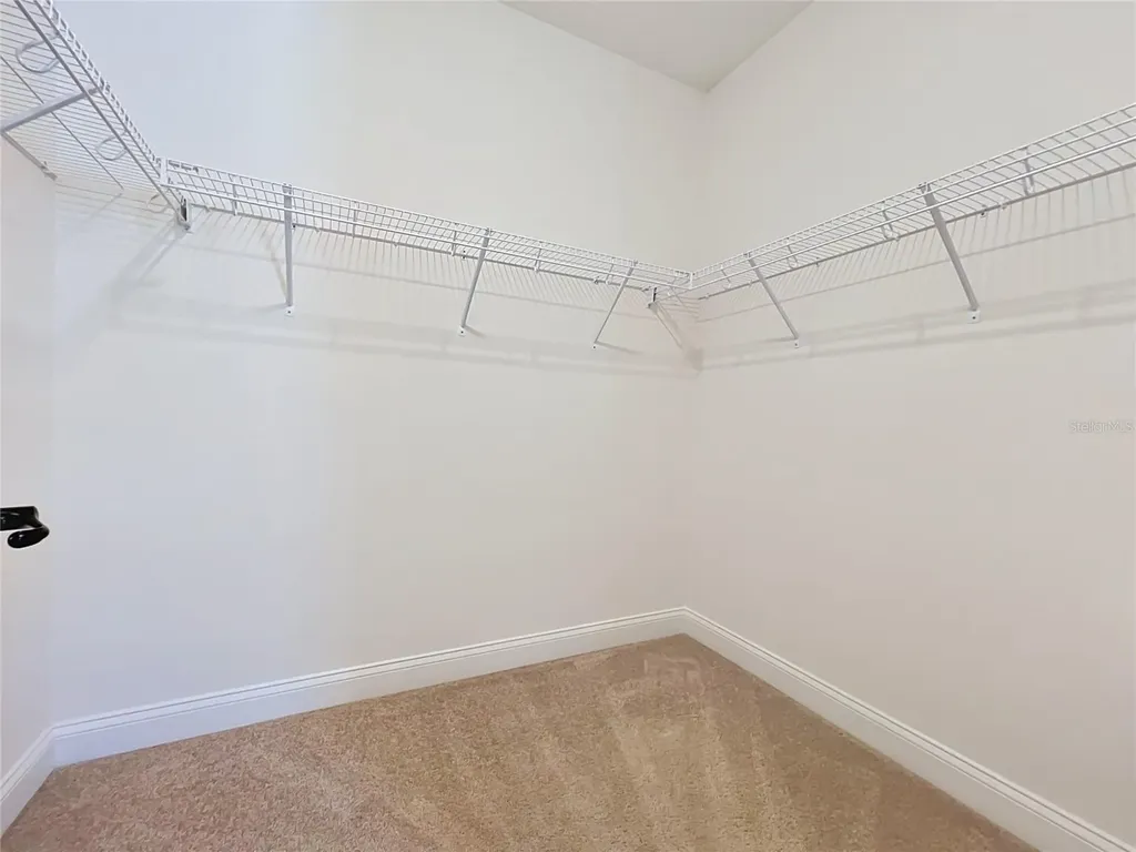 8409 Vivaro Isle Way Windermere FL 34786