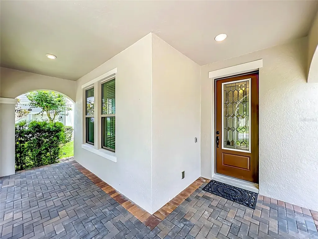 8409 Vivaro Isle Way Windermere FL 34786
