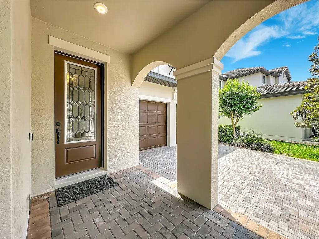 8409 Vivaro Isle Way Windermere FL 34786