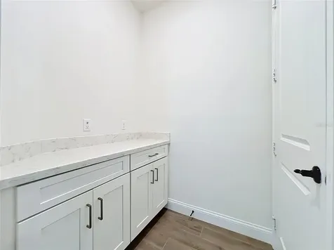 8409 Vivaro Isle Way Windermere FL 34786