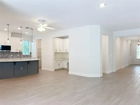 8409 Vivaro Isle Way Windermere FL 34786