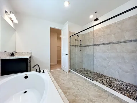 8409 Vivaro Isle Way Windermere FL 34786