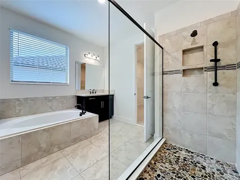 8409 Vivaro Isle Way Windermere FL 34786
