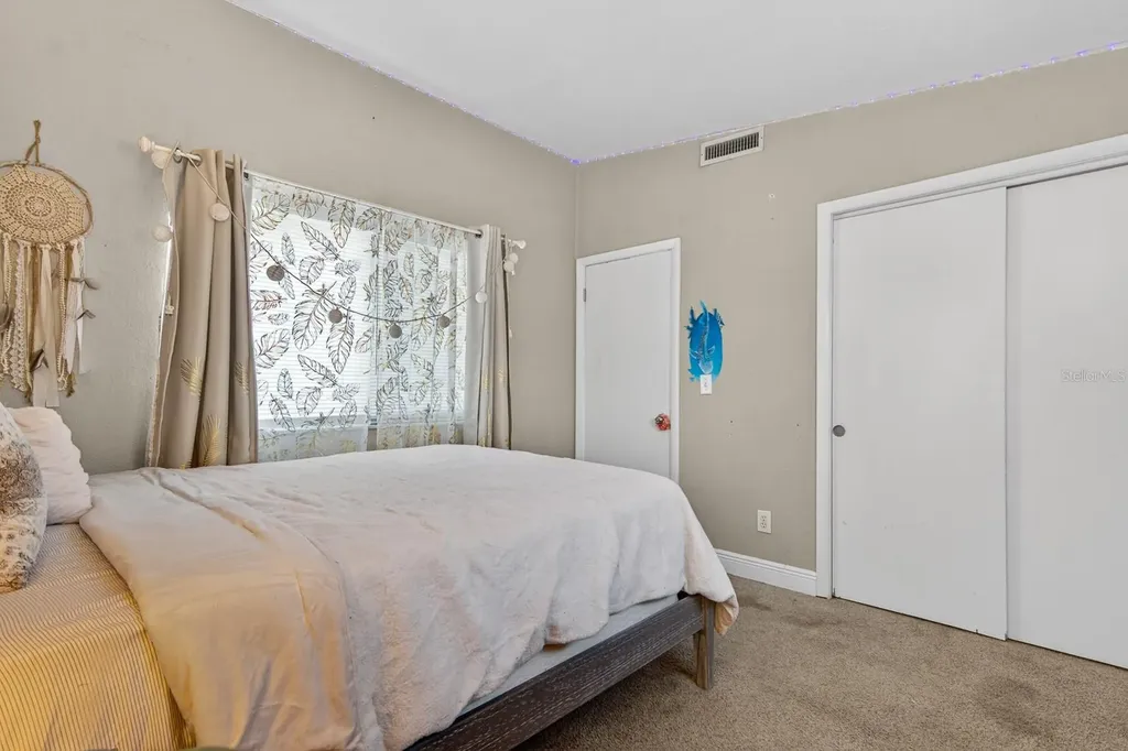 1424 S Evergreen Avenue Clearwater FL 33756
