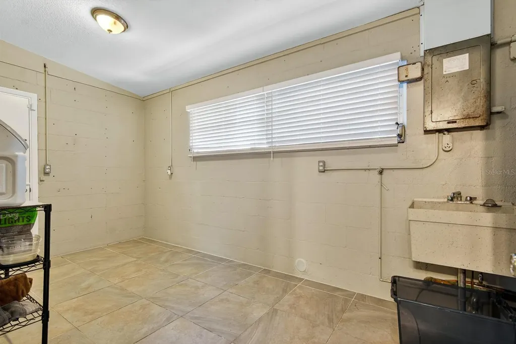 1424 S Evergreen Avenue Clearwater FL 33756