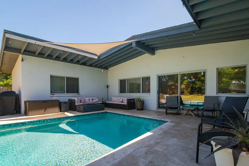 1424 S Evergreen Avenue Clearwater FL 33756