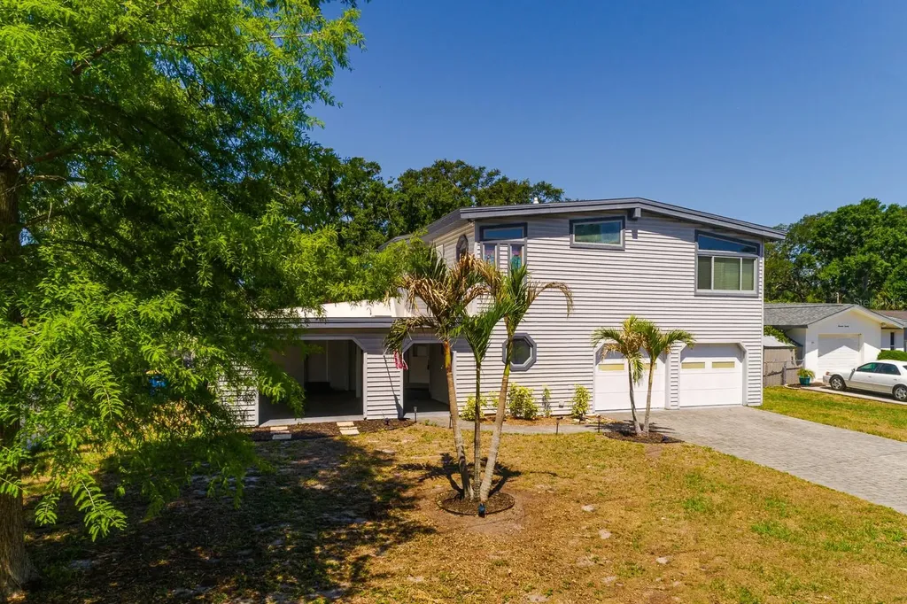 1424 S Evergreen Avenue Clearwater FL 33756