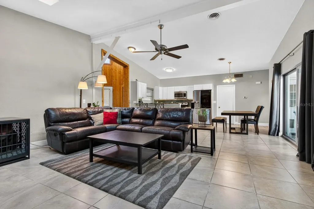 1424 S Evergreen Avenue Clearwater FL 33756