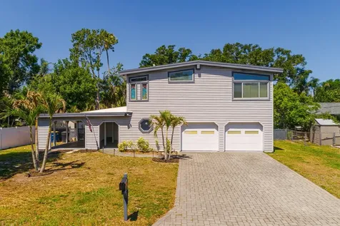 1424 S Evergreen Avenue Clearwater FL 33756