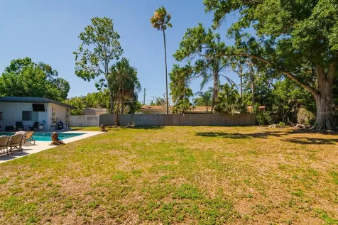 1424 S Evergreen Avenue Clearwater FL 33756