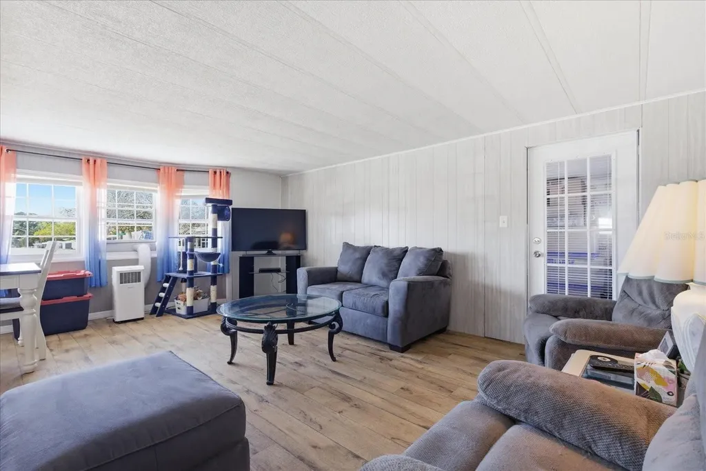 8012 Montrose Avenue Brooksville FL 34613