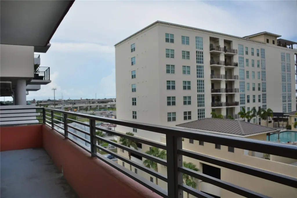 1208 E Kennedy Boulevard Tampa FL 33602