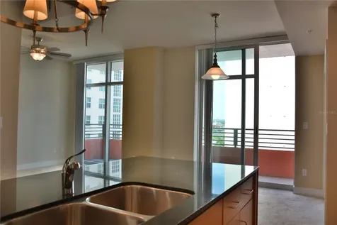 1208 E Kennedy Boulevard Tampa FL 33602
