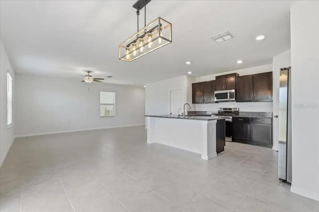 5224 White Chicory Drive Apollo Beach FL 33572