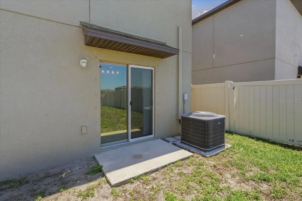 5224 White Chicory Drive Apollo Beach FL 33572