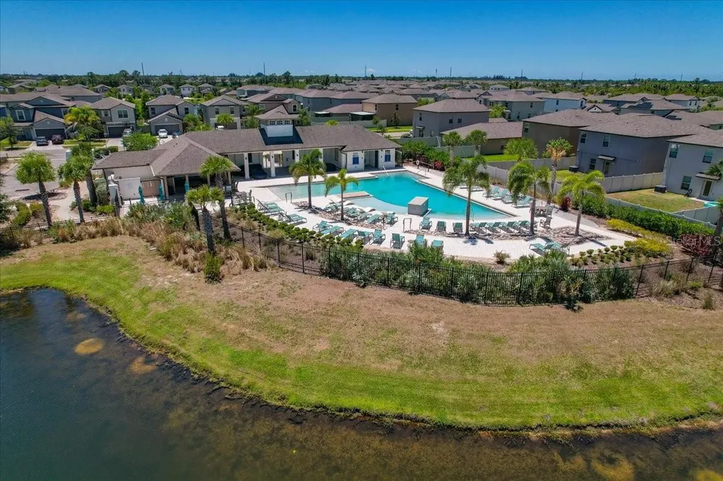 5224 White Chicory Drive Apollo Beach FL 33572