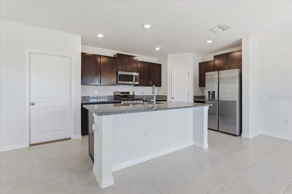 5224 White Chicory Drive Apollo Beach FL 33572
