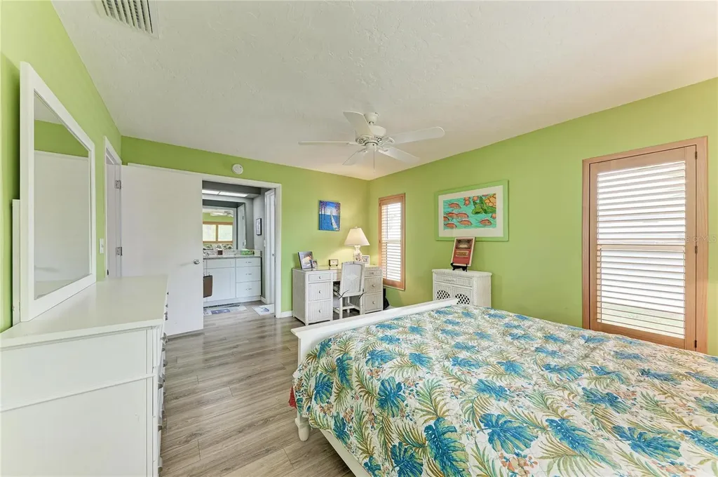 7113 Antigua Place Sarasota FL 34231