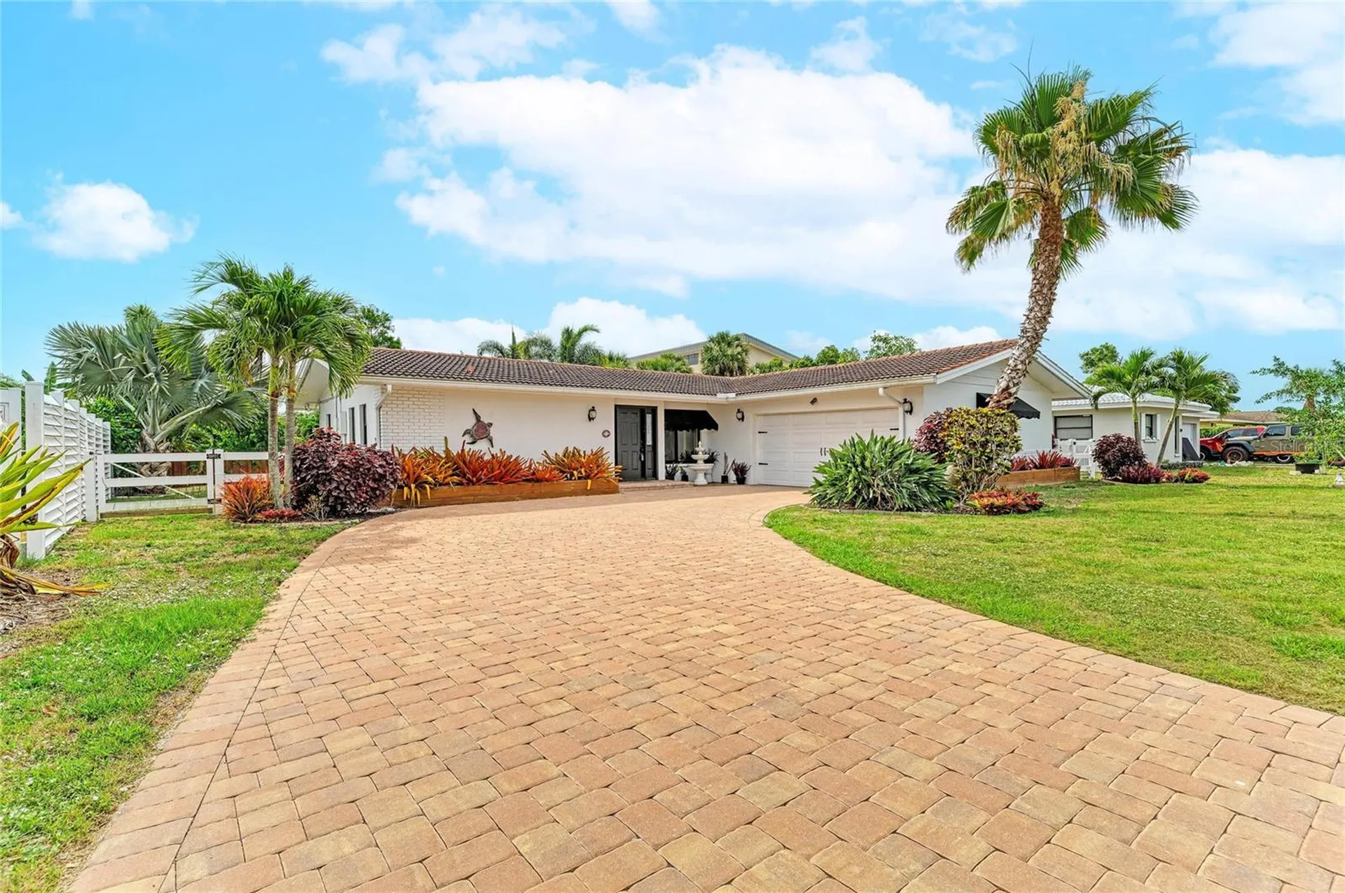 7113 Antigua Place Sarasota FL 34231