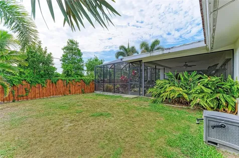 7113 Antigua Place Sarasota FL 34231