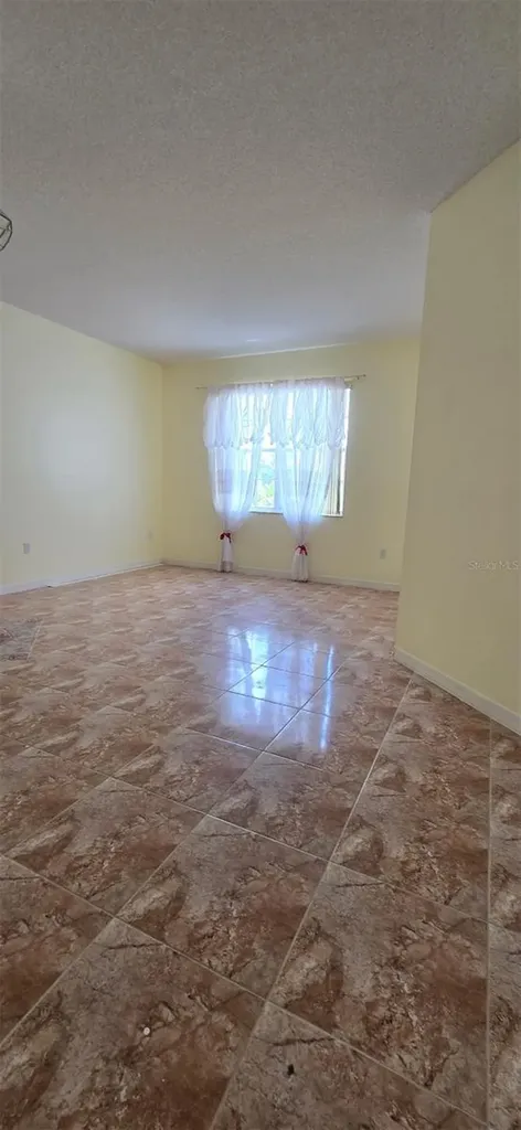 619 Reindeer Drive Kissimmee FL 34759
