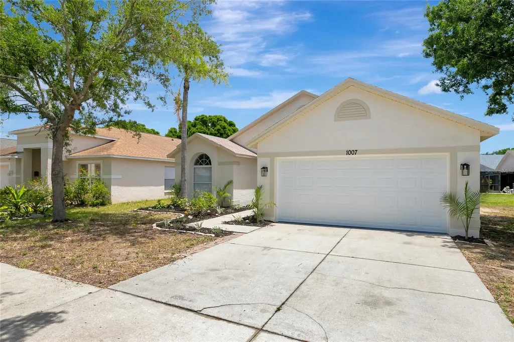 1007 Cristelle Jean Drive Ruskin FL 33570