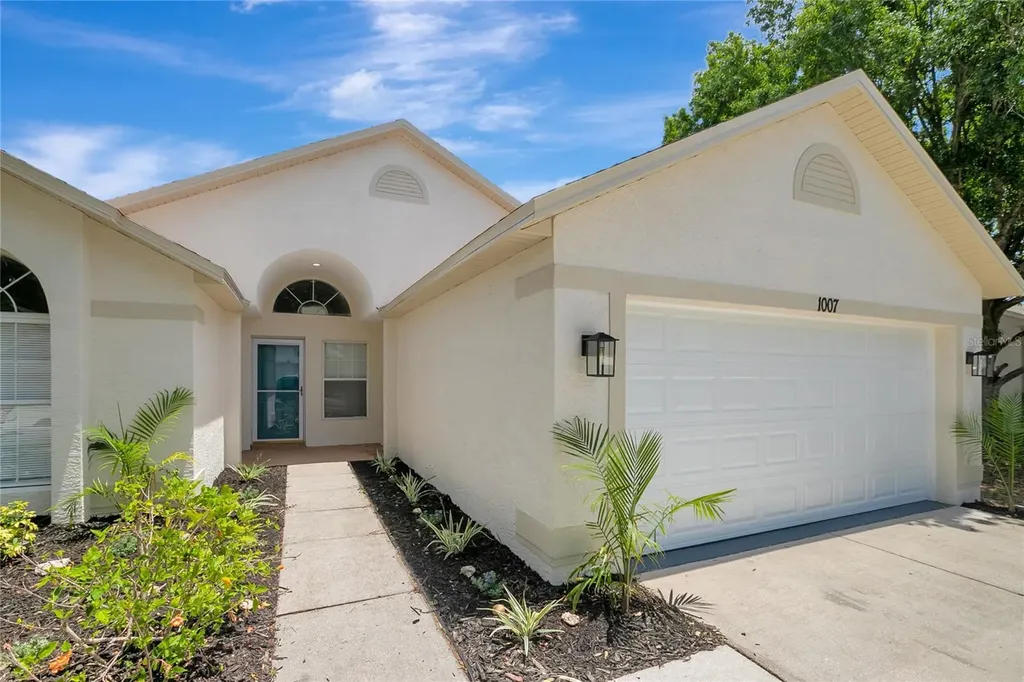 1007 Cristelle Jean Drive Ruskin FL 33570