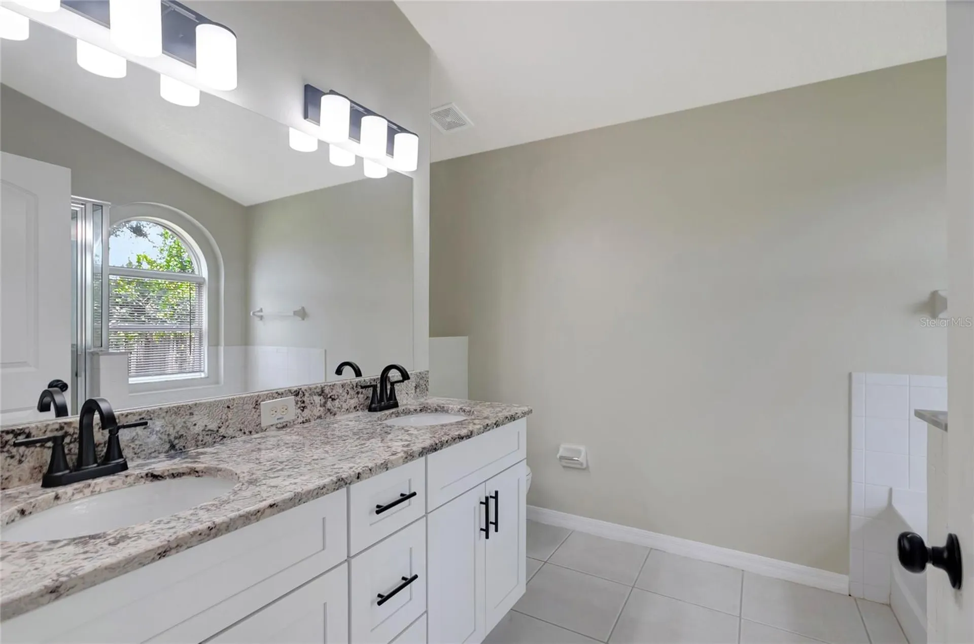1007 Cristelle Jean Drive Ruskin FL 33570