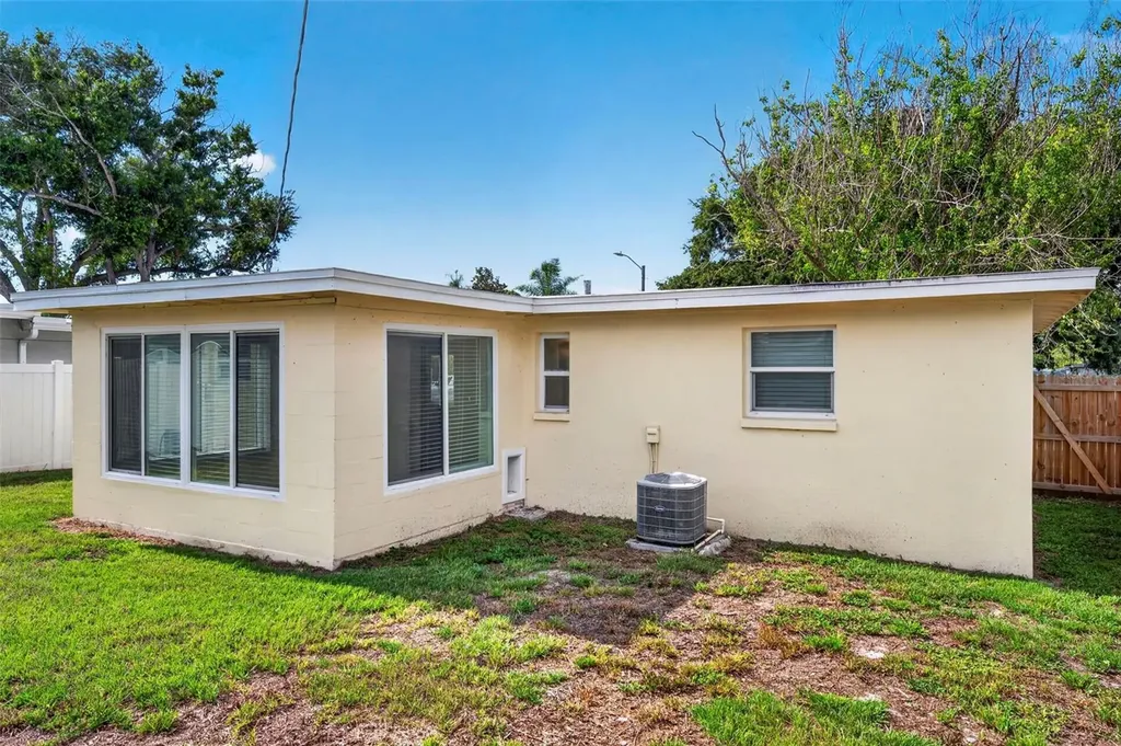 10246 117th Drive Largo FL 33773
