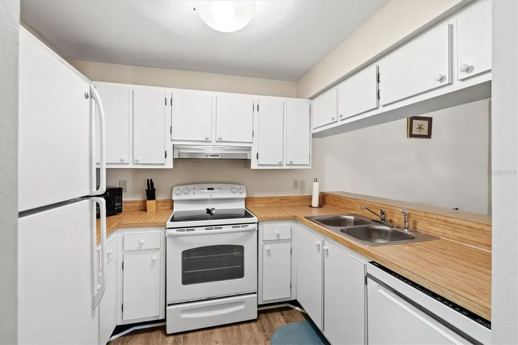 3275 Beneva Road Sarasota FL 34232