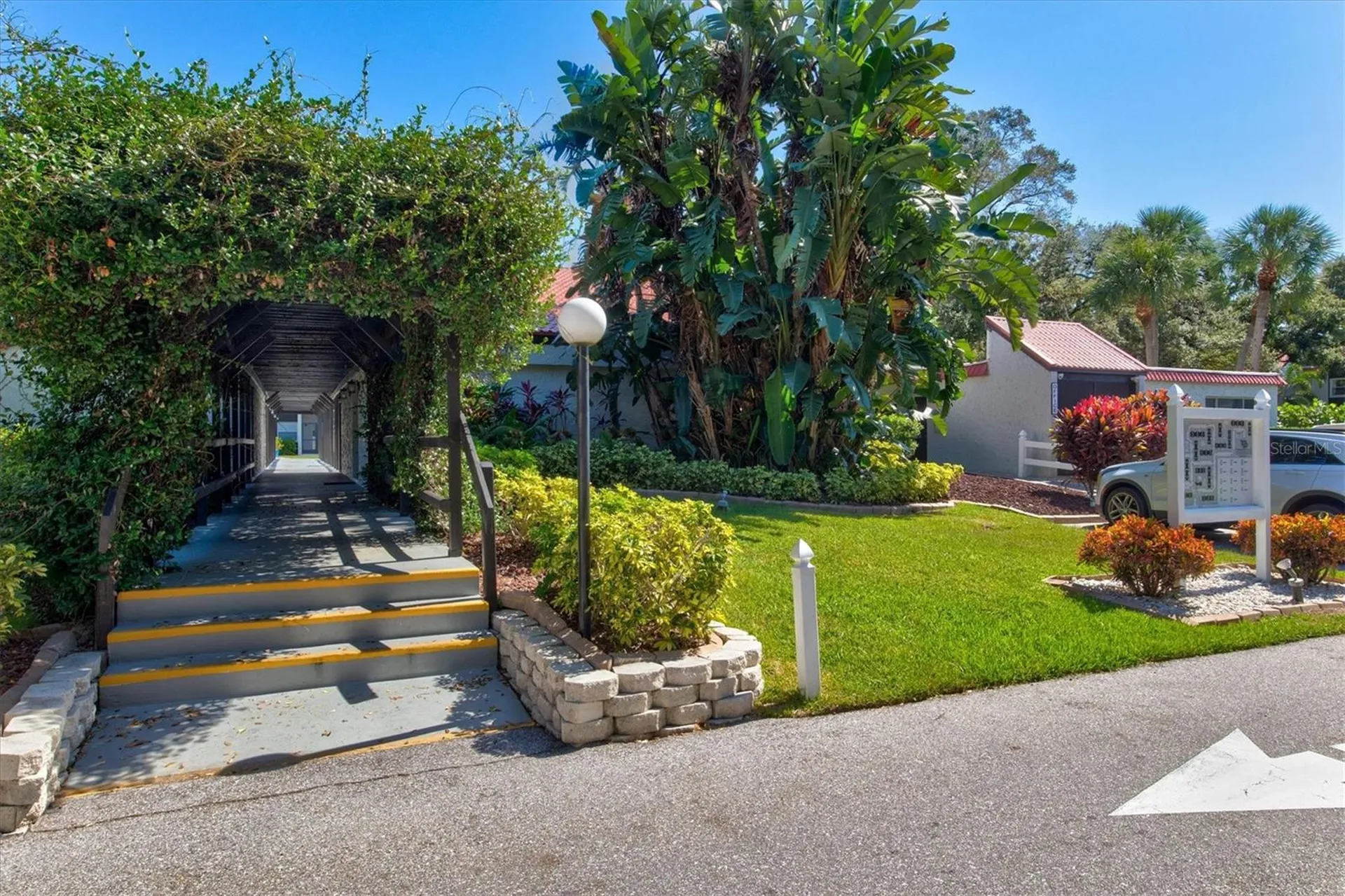 3275 Beneva Road Sarasota FL 34232