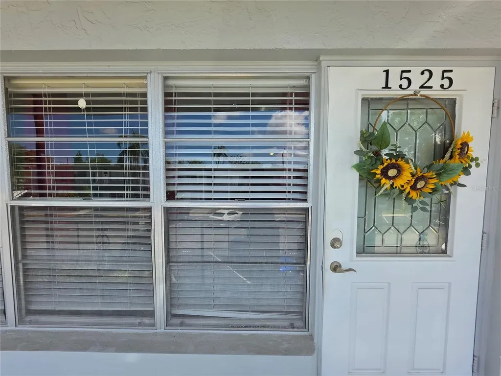 4325 58th Way N Kenneth City FL 33709