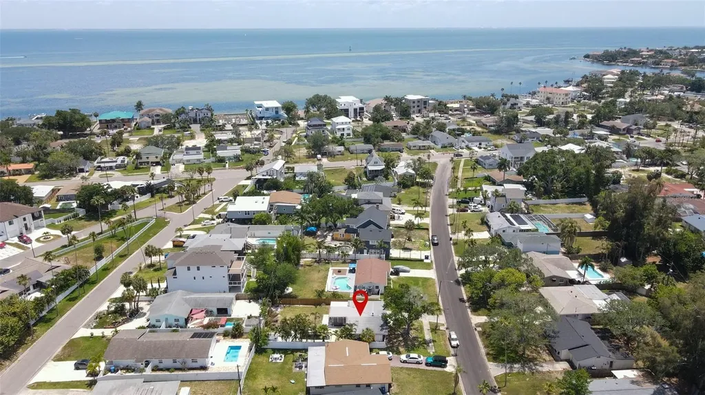 3727 Alabama Avenue NE St Petersburg FL 33703