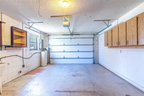 715 S Lakeside Terrace Eagle Lake FL 33839