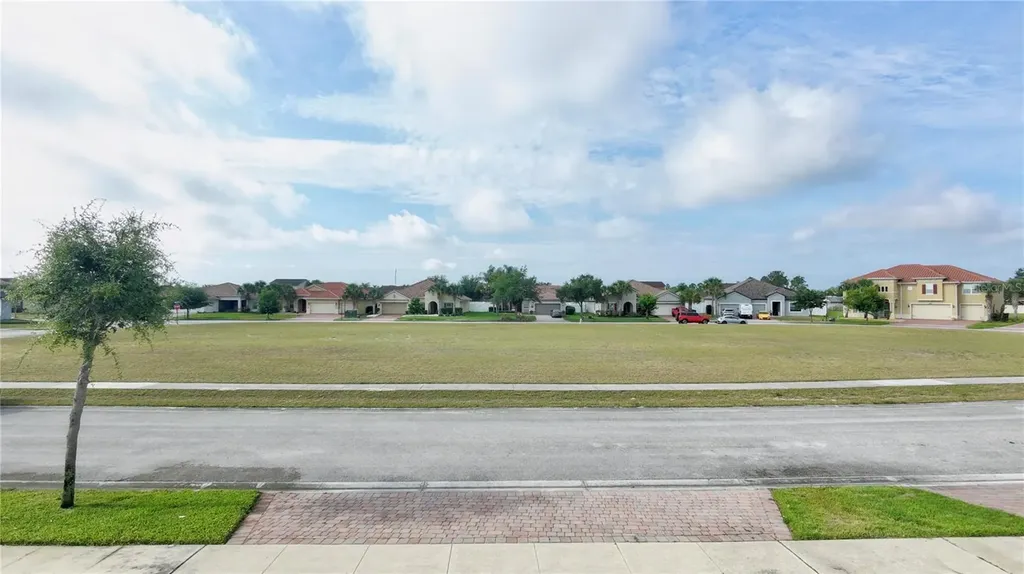 3311 Bent Paddle Drive Kissimmee FL 34746
