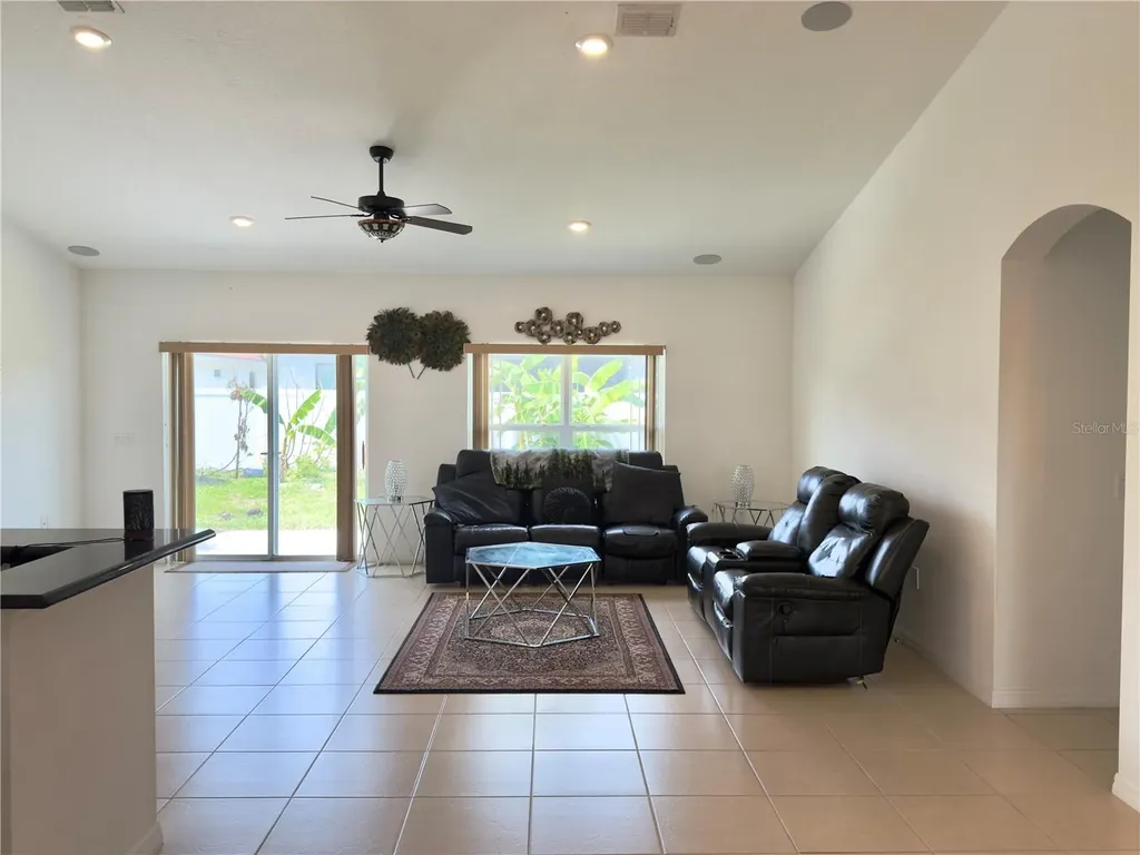 3311 Bent Paddle Drive Kissimmee FL 34746
