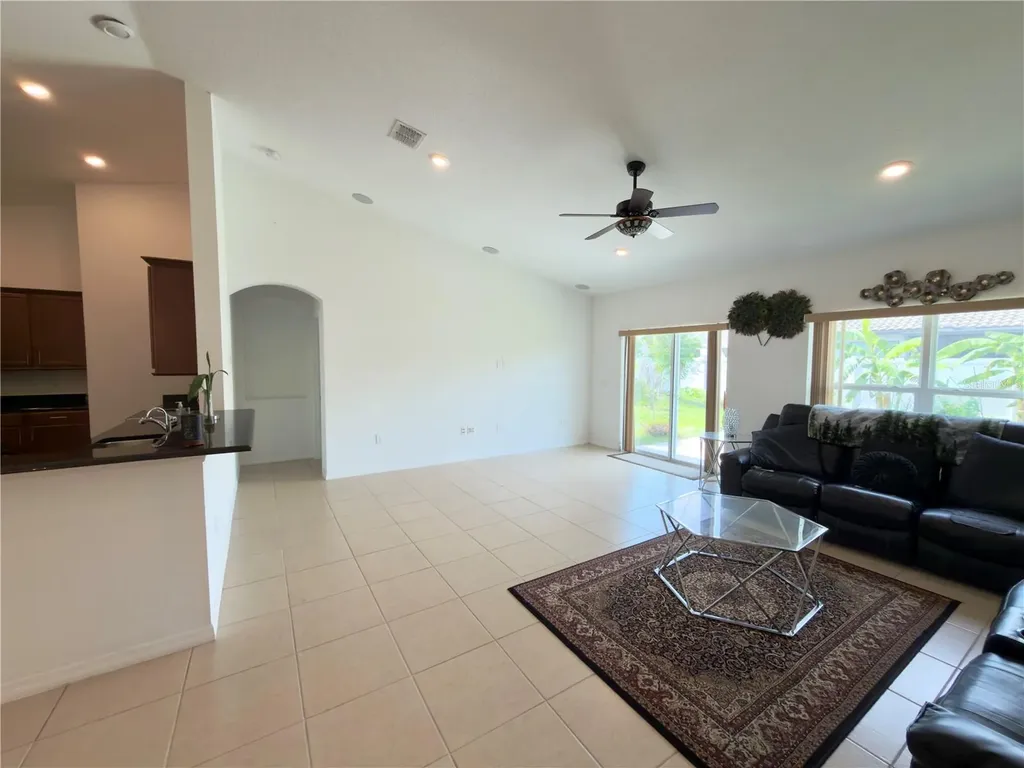3311 Bent Paddle Drive Kissimmee FL 34746